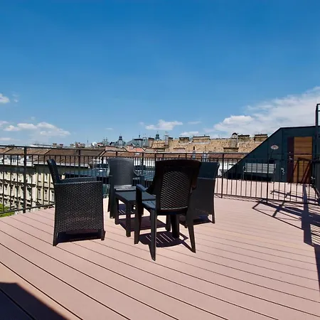 Premium By Hi5 - Penthouse + Rooftop Apartament *