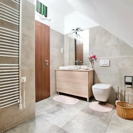 Premium By Hi5 - Penthouse + Rooftop Διαμέρισμα *