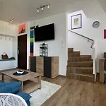 Premium By Hi5 - Penthouse + Rooftop بودابست